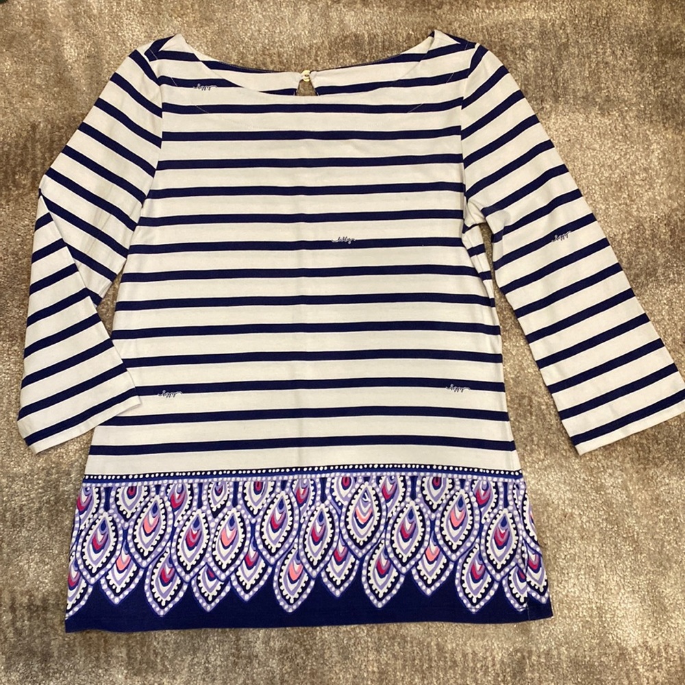Lilly Pulitzer Navy and White striped top, Small EUC